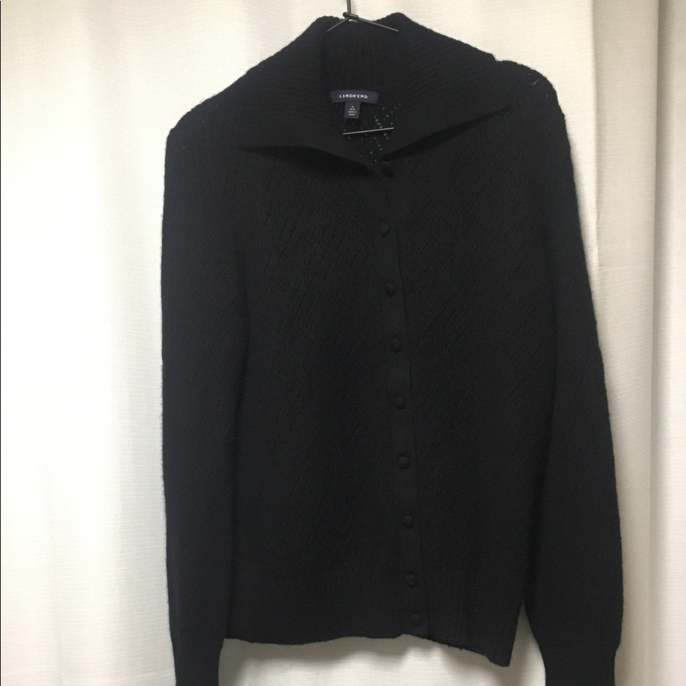 Med Lands’ End cashmere black cardigan
